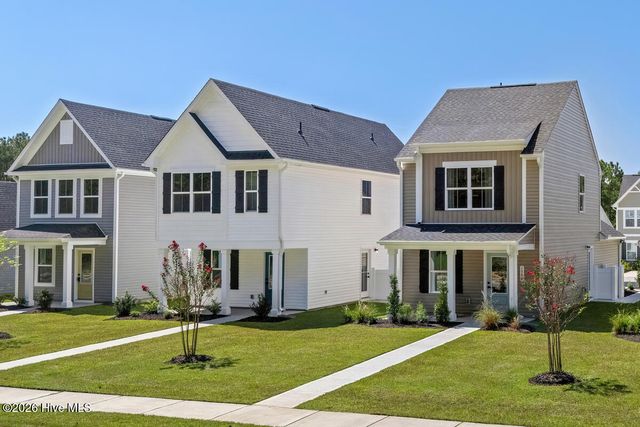 692 Savinwood Trail, Bolivia, NC 28422
