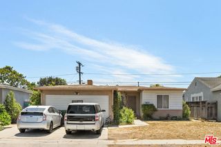 5852 Compass Drive, Los Angeles, CA 90045
