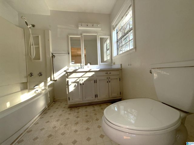 153 24TH STREET, Hueytown, AL 35023