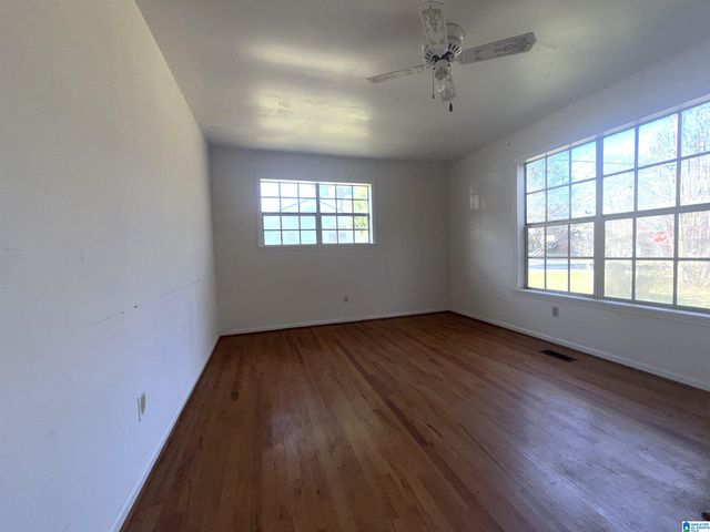 153 24TH STREET, Hueytown, AL 35023