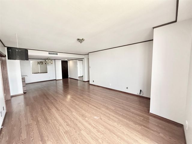 2016 Main Street 1904, Houston, TX 77002