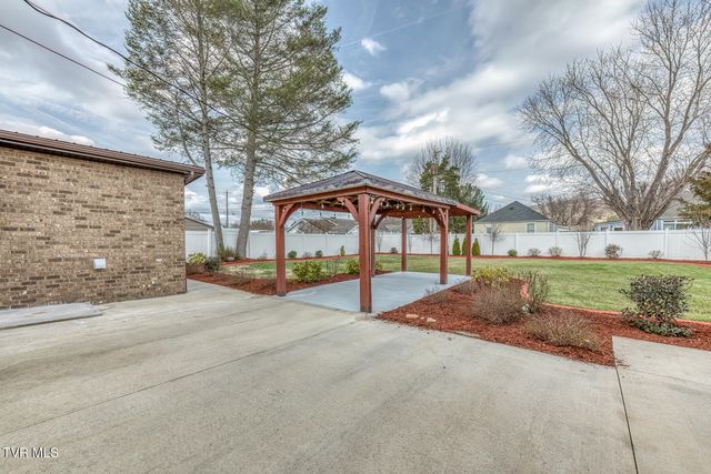 309 West Mill Street, Elizabethton, TN 37643