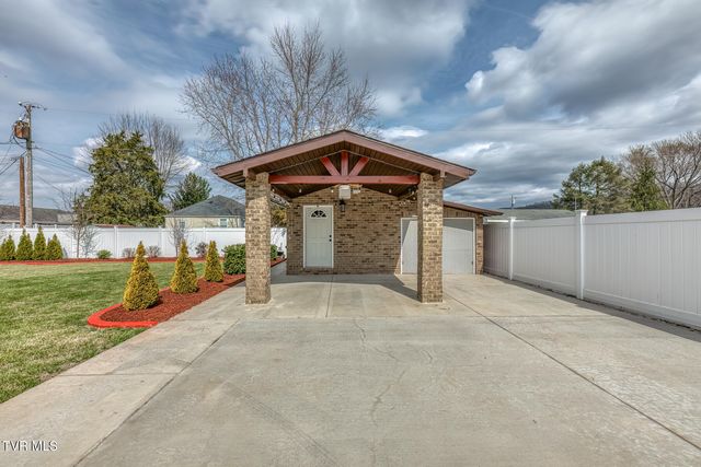 309 West Mill Street, Elizabethton, TN 37643