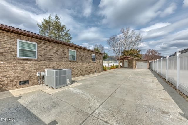 309 West Mill Street, Elizabethton, TN 37643