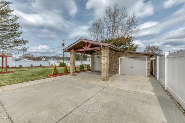 309 West Mill Street, Elizabethton, TN 37643