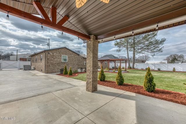 309 West Mill Street, Elizabethton, TN 37643