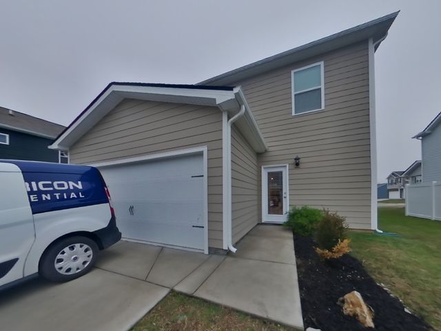 1013 Pepper Stone Dr, Lebanon, TN 37087