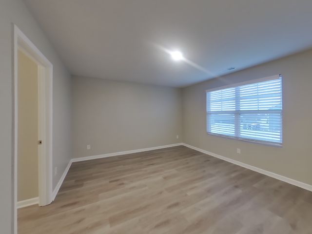 1013 Pepper Stone Dr, Lebanon, TN 37087