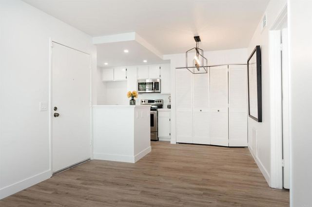 767 Eastshore 220, Chula Vista, CA 91913