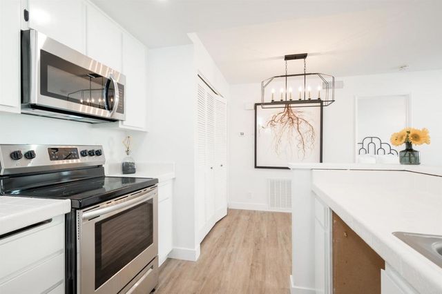 767 Eastshore 220, Chula Vista, CA 91913