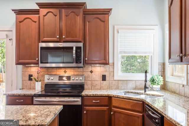 812 Brown Thrasher Way, Bremen, GA 30110