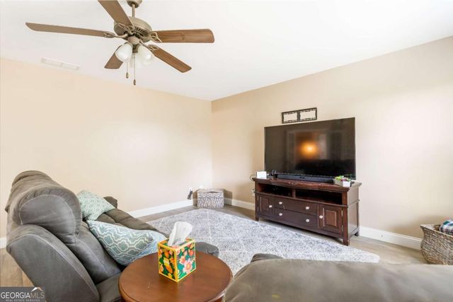 812 Brown Thrasher Way, Bremen, GA 30110