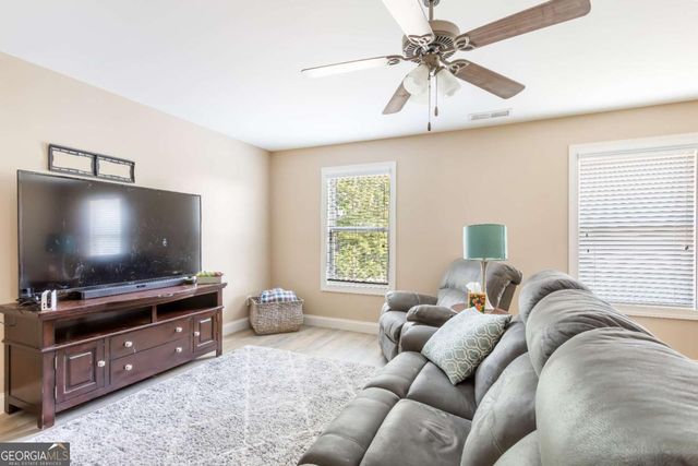 812 Brown Thrasher Way, Bremen, GA 30110