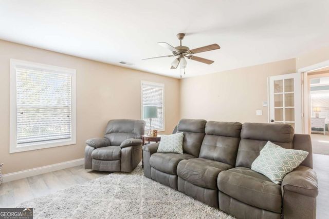 812 Brown Thrasher Way, Bremen, GA 30110