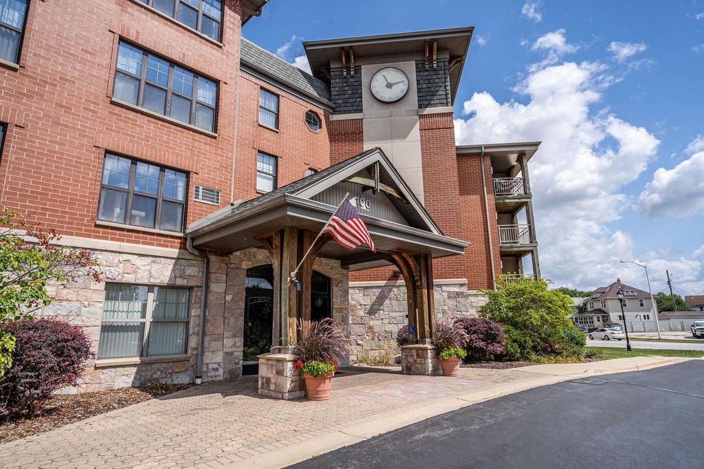 100 E Main STREET #403, Waukesha, WI 53186