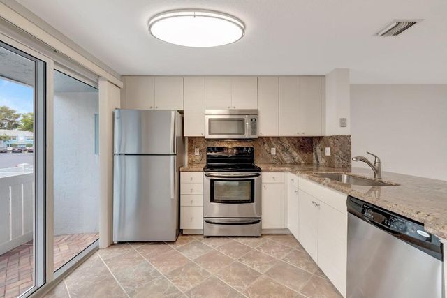 1016 E Jeffery Street 1016, Boca Raton, FL 33487