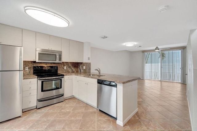 1016 E Jeffery Street 1016, Boca Raton, FL 33487