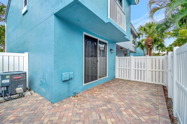 1016 E Jeffery Street 1016, Boca Raton, FL 33487