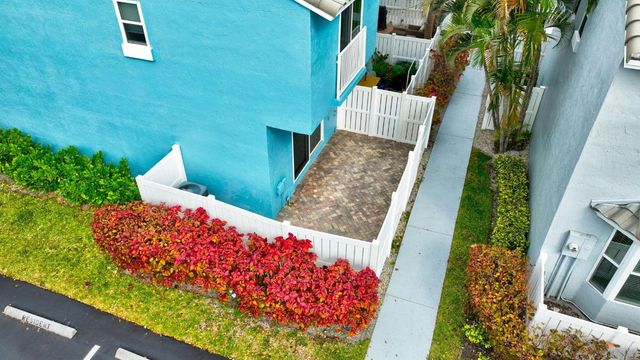 1016 E Jeffery Street 1016, Boca Raton, FL 33487