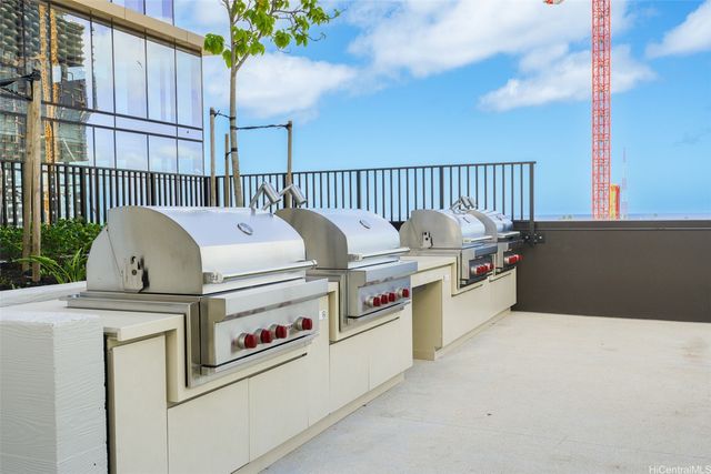333 Ward Avenue 2602, Honolulu, HI 96814