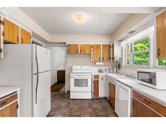 7225 Sw 83RD Ave, Portland, OR 97223