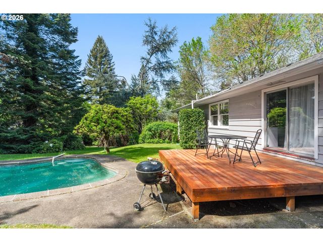 7225 Sw 83RD Ave, Portland, OR 97223
