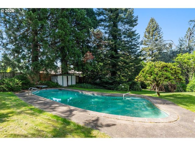 7225 Sw 83RD Ave, Portland, OR 97223