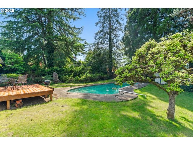7225 Sw 83RD Ave, Portland, OR 97223
