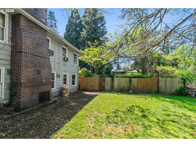 7225 Sw 83RD Ave, Portland, OR 97223