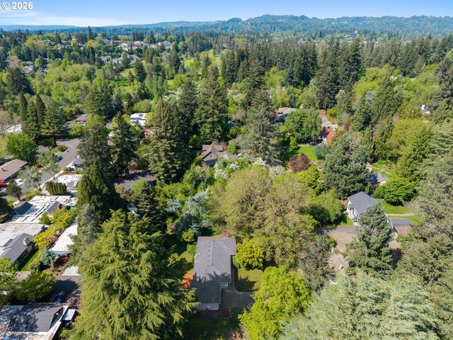 7225 Sw 83RD Ave, Portland, OR 97223