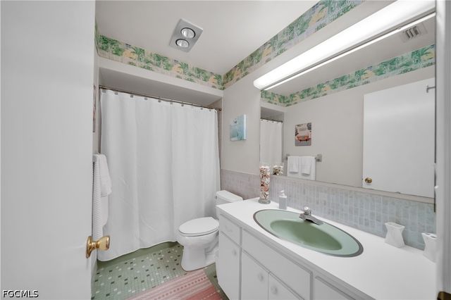 8741 Lueck LN 5, Fort Myers, FL 33919