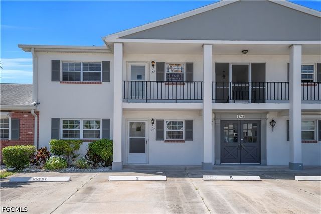 8741 Lueck LN 5, Fort Myers, FL 33919