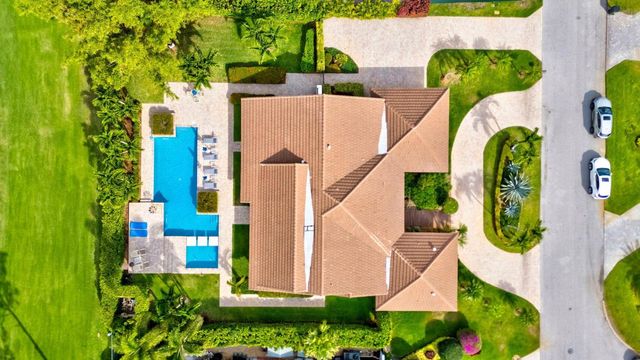 4668 Wildewood Drive, Delray Beach, FL 33445