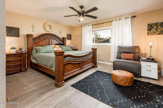 3335 W ACOMA Drive, Phoenix, AZ 85053