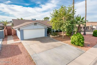 3335 W ACOMA Drive, Phoenix, AZ 85053