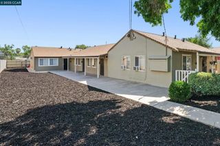 102 Alturas Ave, Pittsburg, CA 94565