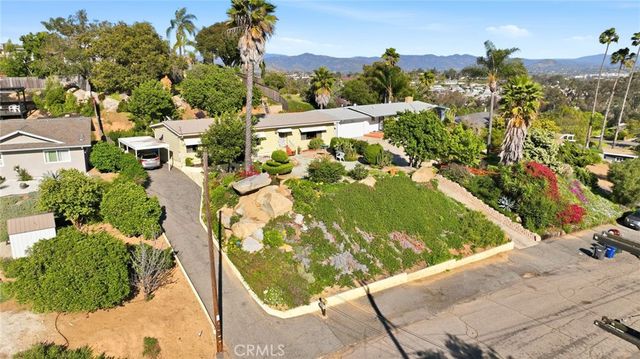 1276 Oasis, Escondido, CA 92026