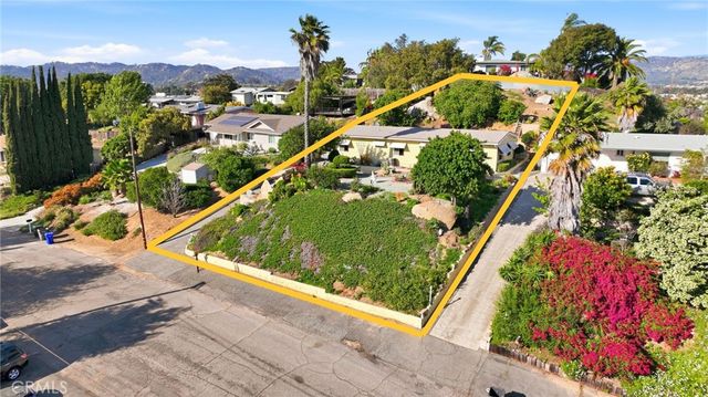 1276 Oasis, Escondido, CA 92026