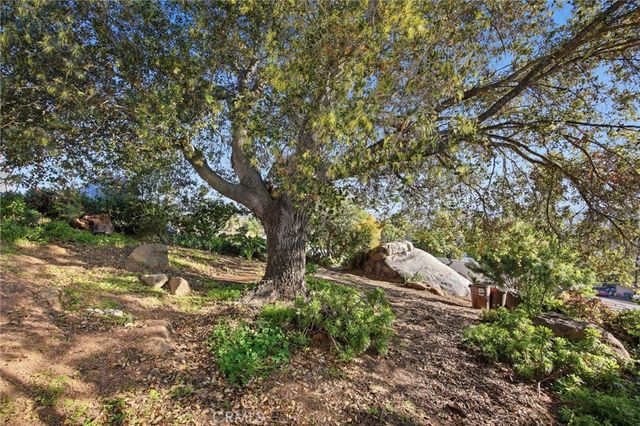 1276 Oasis, Escondido, CA 92026