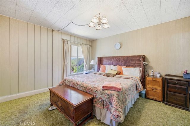 1276 Oasis, Escondido, CA 92026