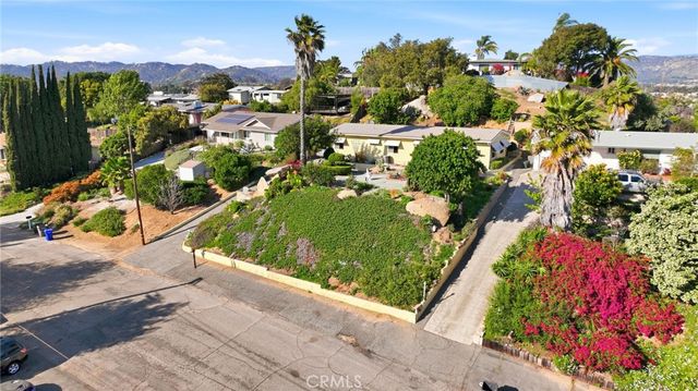 1276 Oasis, Escondido, CA 92026