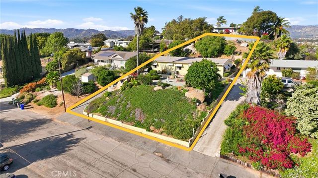 1276 Oasis, Escondido, CA 92026