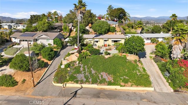 1276 Oasis, Escondido, CA 92026