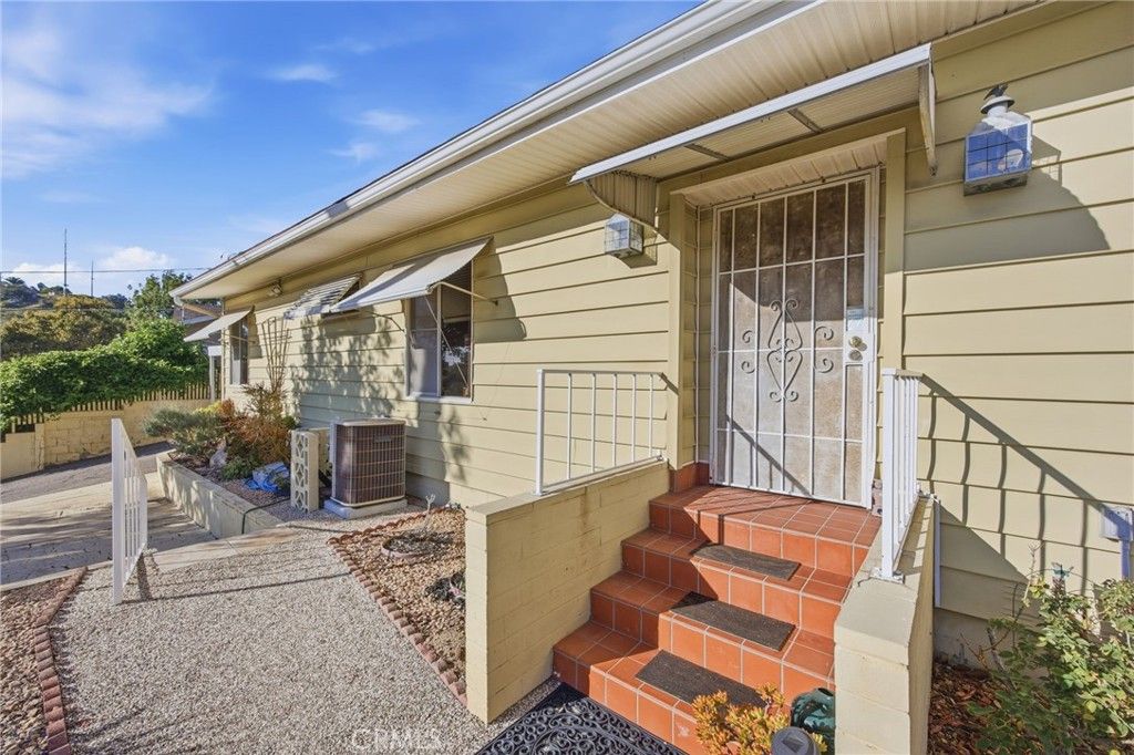 1276 Oasis, Escondido, CA 92026