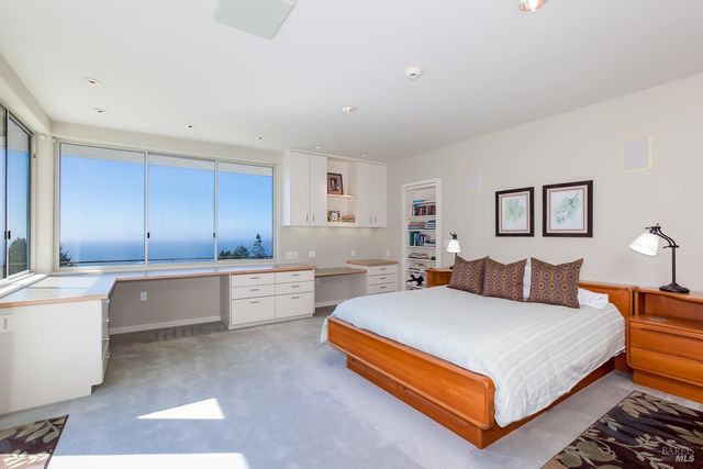 43850 Buckhorn Cove Rd E, Little River, CA 95456