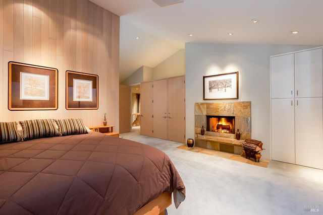 43850 Buckhorn Cove Rd E, Little River, CA 95456