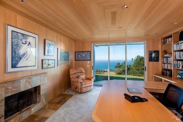 43850 Buckhorn Cove Rd E, Little River, CA 95456