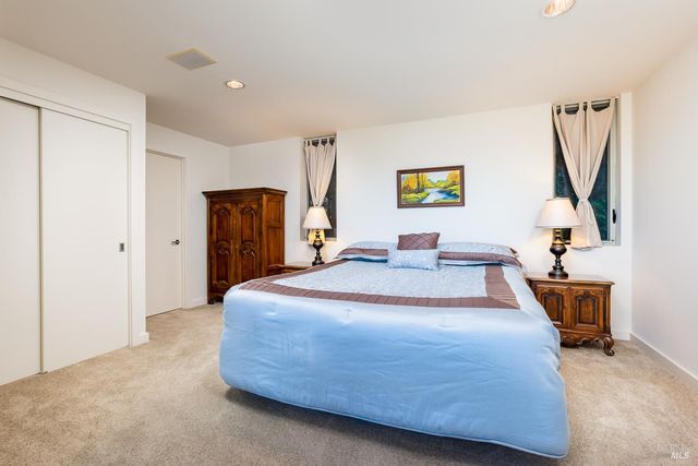 43850 Buckhorn Cove Rd E, Little River, CA 95456