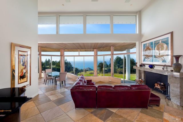 43850 Buckhorn Cove Rd E, Little River, CA 95456