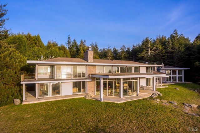 43850 Buckhorn Cove Rd E, Little River, CA 95456